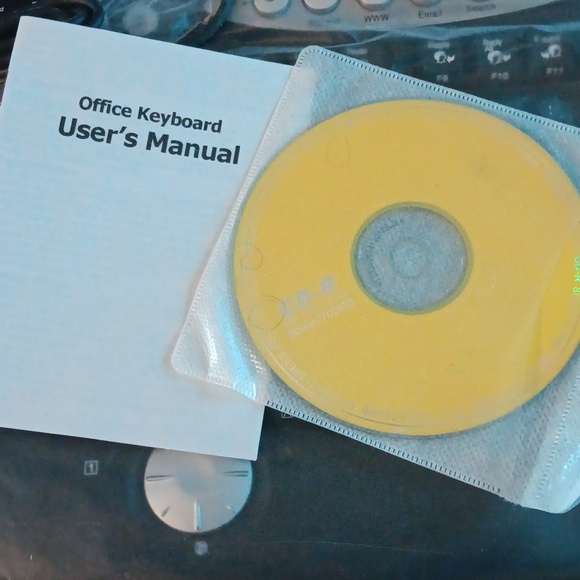 Office keyboard  New - Picture 10 of 12